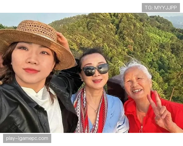 袁心玥训练完直接啃鸡腿?这自律和放纵的切换也太真实了 袁心玥训练完直接啃鸡腿?这自律和放纵的切换也太真实了